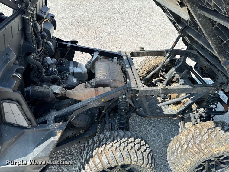 image for item DX1108 2020 Can-Am SSV Defender utility vehicle