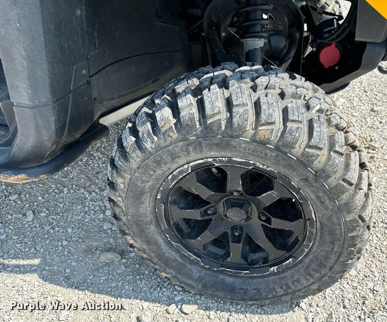 image for item DX1108 2020 Can-Am SSV Defender utility vehicle