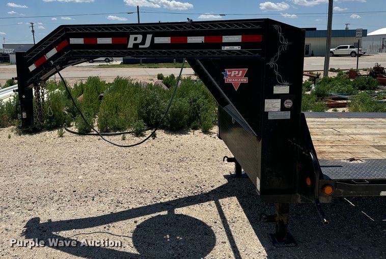 image for item DX3458 2020 PJ Gooseneck LD equipment trailer