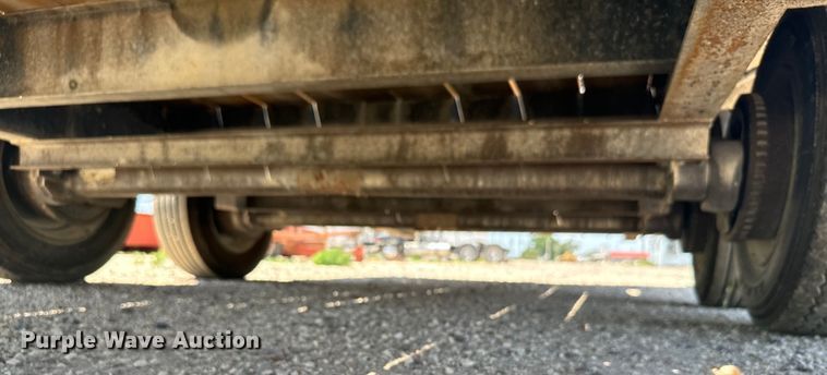 image for item DX3458 2020 PJ Gooseneck LD equipment trailer