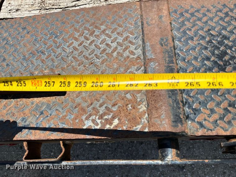 image for item DX3458 2020 PJ Gooseneck LD equipment trailer