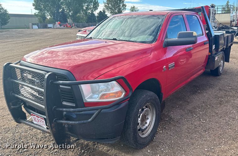 image for item DX3559 2012 Dodge Ram 2500HD Crew Cab flatbed pickup truck