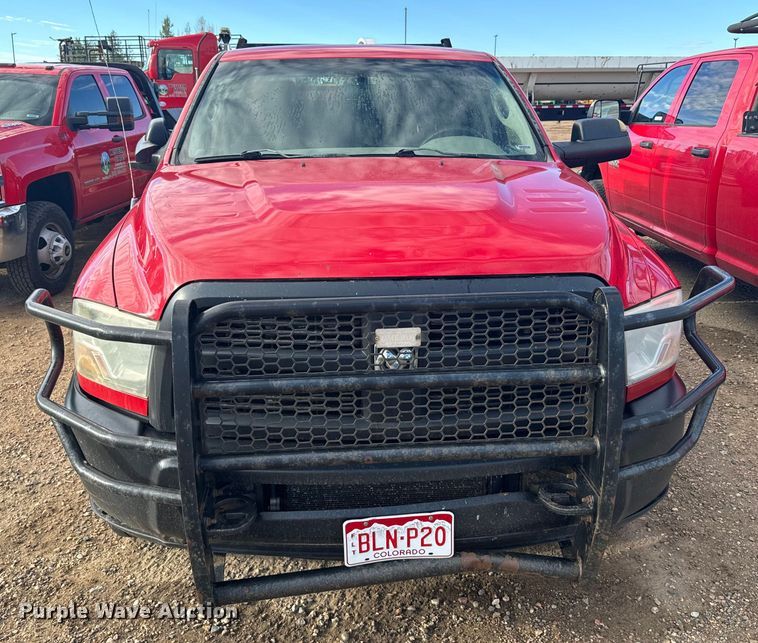 image for item DX3559 2012 Dodge Ram 2500HD Crew Cab flatbed pickup truck