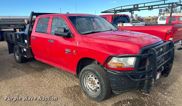 image for item DX3559 2012 Dodge Ram 2500HD Crew Cab flatbed pickup truck