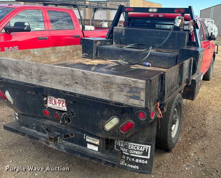 image for item DX3559 2012 Dodge Ram 2500HD Crew Cab flatbed pickup truck