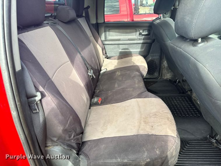 image for item DX3559 2012 Dodge Ram 2500HD Crew Cab flatbed pickup truck