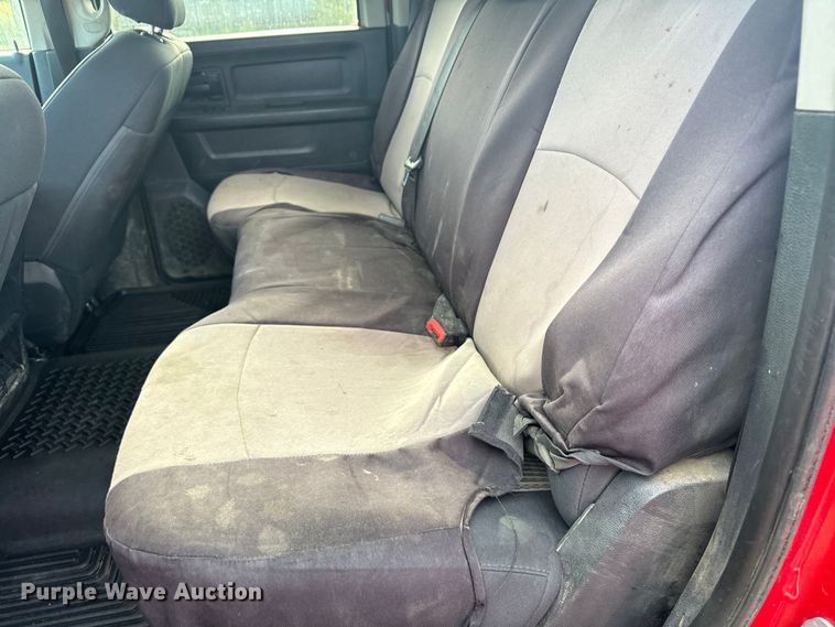 image for item DX3559 2012 Dodge Ram 2500HD Crew Cab flatbed pickup truck