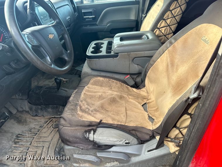 image for item DX3560 2019 Chevrolet  Silverado 2500HD Double Cab pickup truck cab and chassis