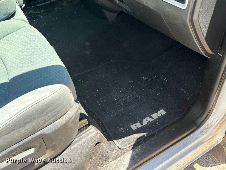 image for item DX3562 2013 Dodge Ram 1500 pickup truck