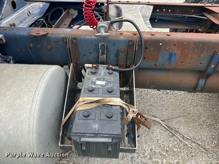 image for item EE7503 1977 White Freightliner  semi truck