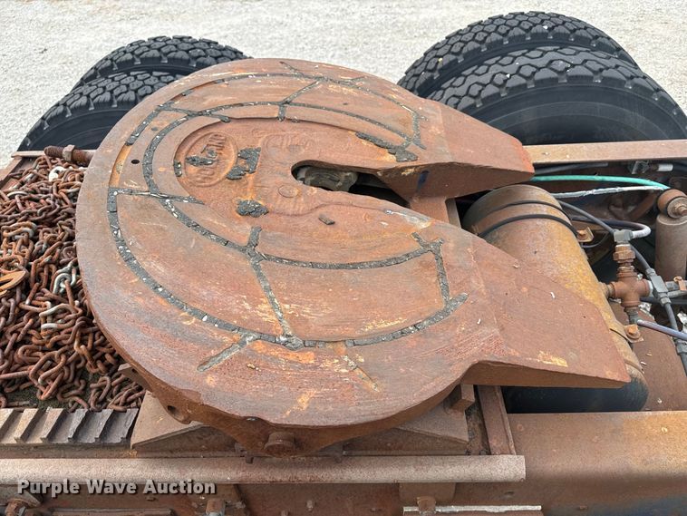 image for item EE7503 1977 White Freightliner  semi truck