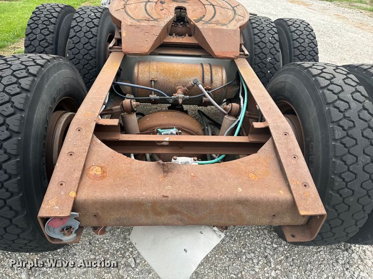 image for item EE7503 1977 White Freightliner  semi truck