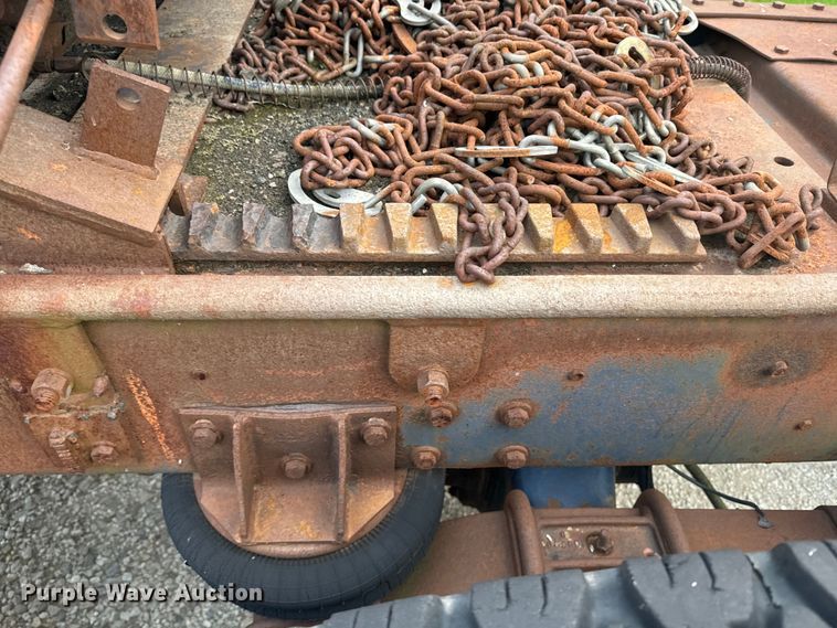 image for item EE7503 1977 White Freightliner  semi truck