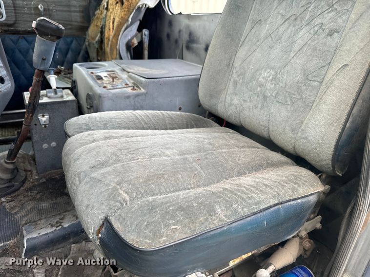 image for item EE7503 1977 White Freightliner  semi truck