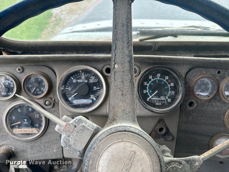 image for item EE7503 1977 White Freightliner  semi truck