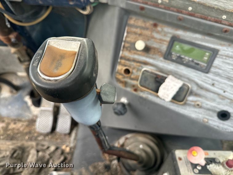 image for item EE7503 1977 White Freightliner  semi truck