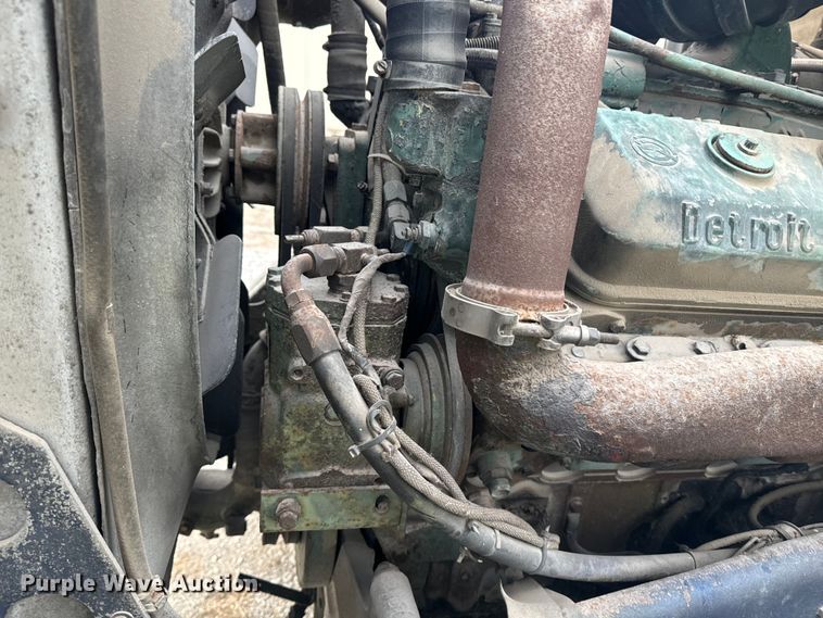 image for item EE7503 1977 White Freightliner  semi truck