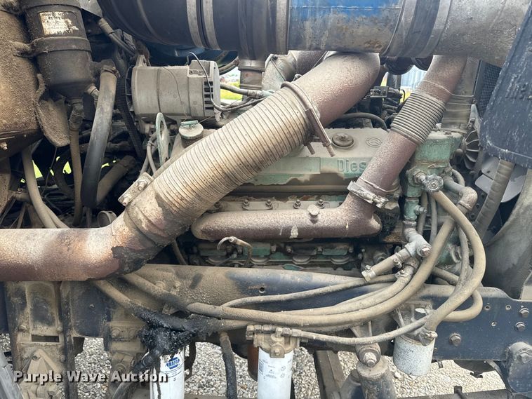 image for item EE7503 1977 White Freightliner  semi truck