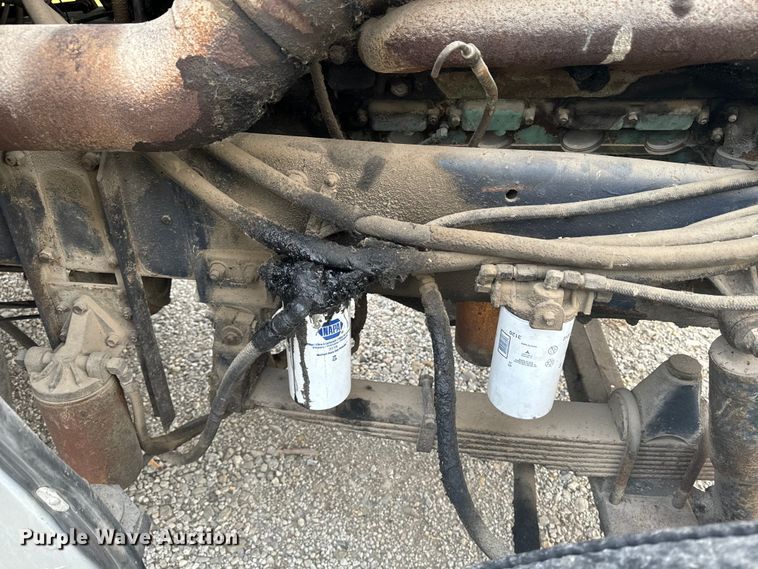 image for item EE7503 1977 White Freightliner  semi truck