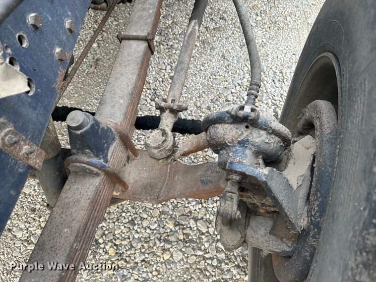 image for item EE7503 1977 White Freightliner  semi truck