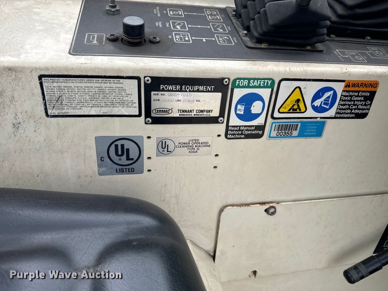 image for item EE7504 Tennant  385 sweeper