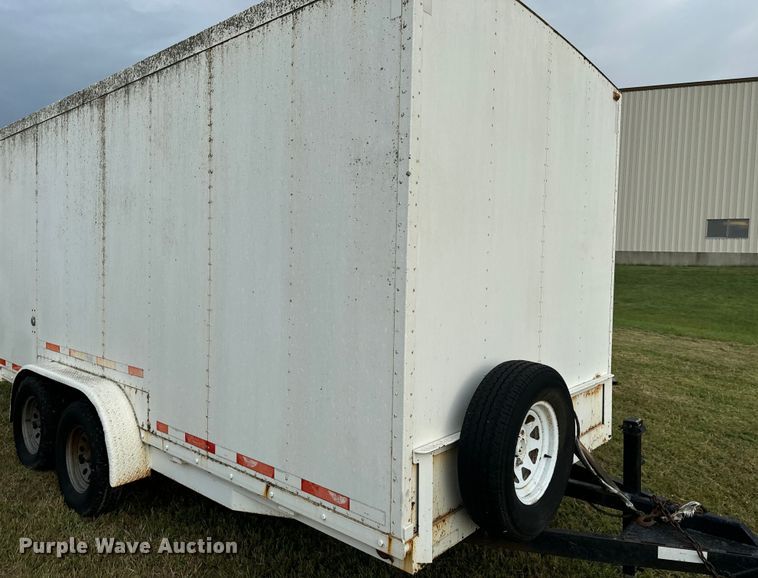 image for item EE7505 2002 Carson Trailer enclosed cargo trailer