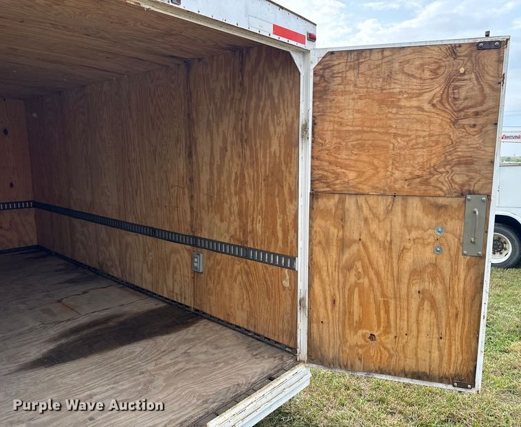 image for item EE7505 2002 Carson Trailer enclosed cargo trailer