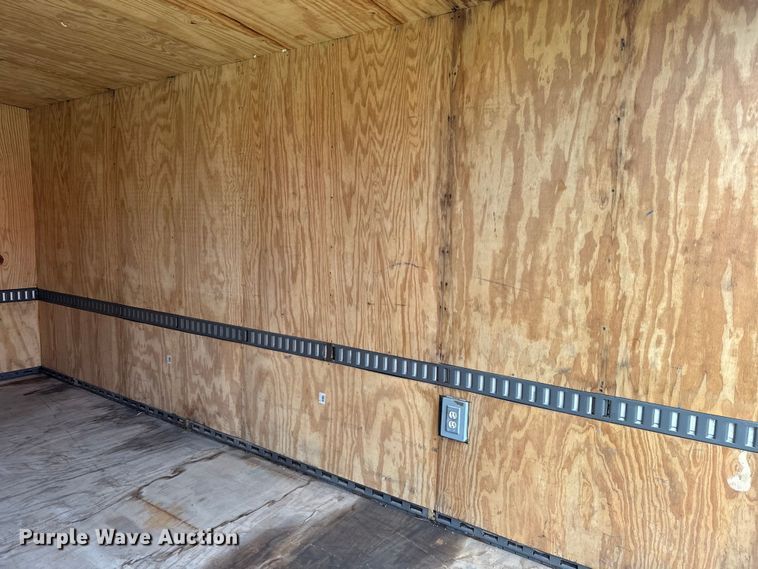 image for item EE7505 2002 Carson Trailer enclosed cargo trailer