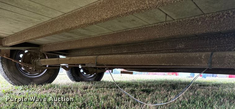 image for item EE7505 2002 Carson Trailer enclosed cargo trailer