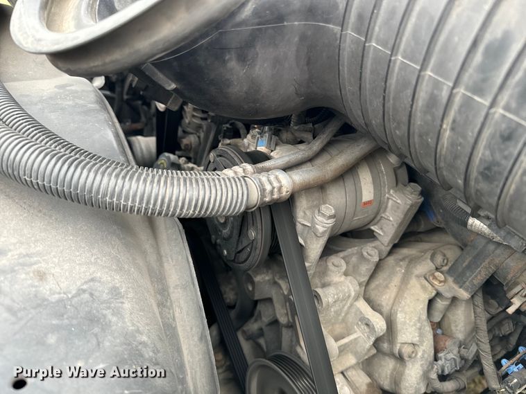 image for item EE7506 2006 GMC Chevrolet  5500 utility / service truck