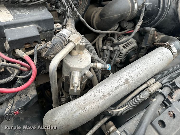 image for item EE7506 2006 GMC Chevrolet  5500 utility / service truck