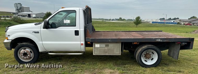 image for item EE7507 1999 Ford F450 Super Duty flatbed truck