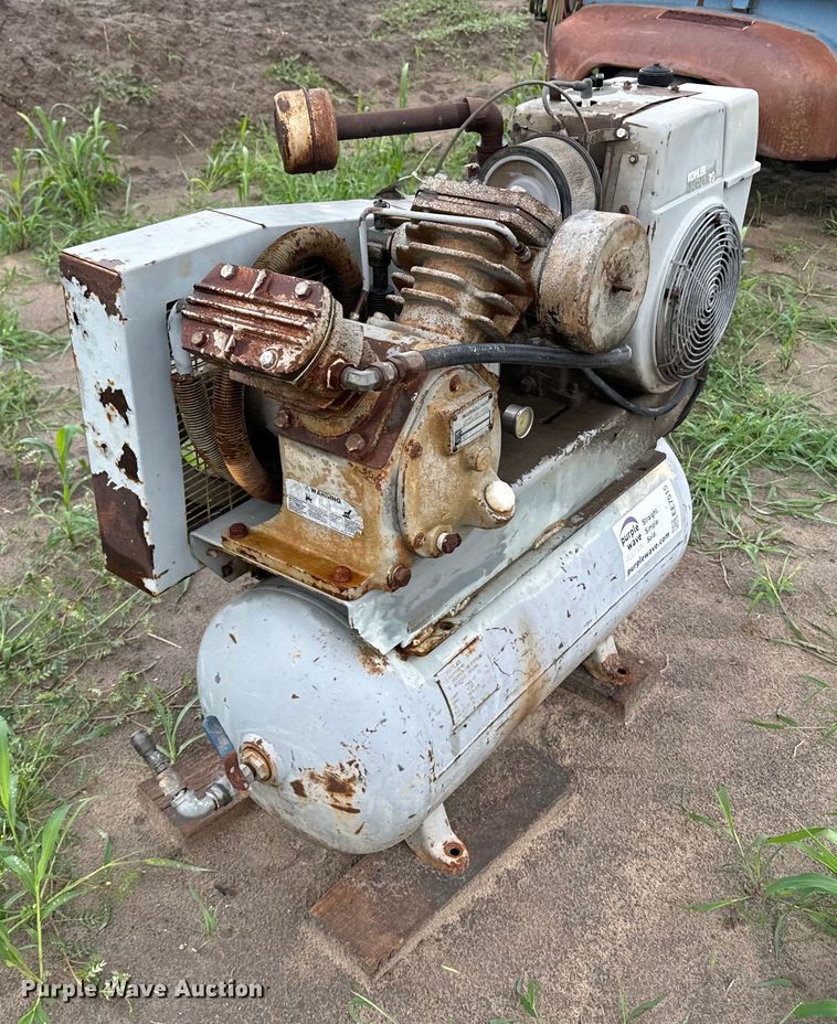image for item EE7515 Ingersoll Rand 10FGT air compressor