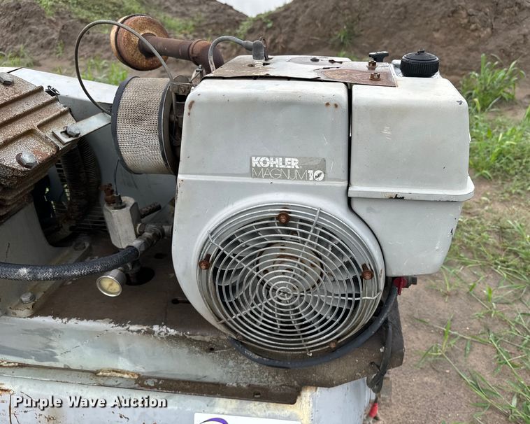 image for item EE7515 Ingersoll Rand 10FGT air compressor