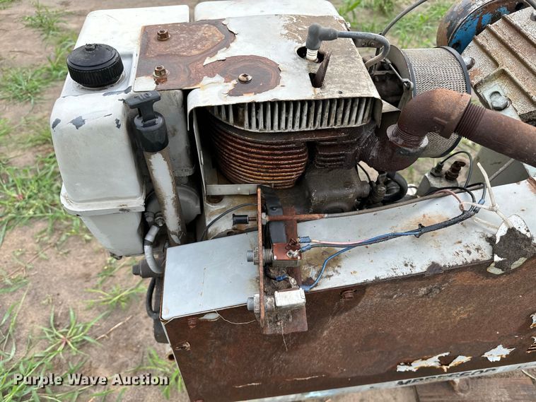 image for item EE7515 Ingersoll Rand 10FGT air compressor