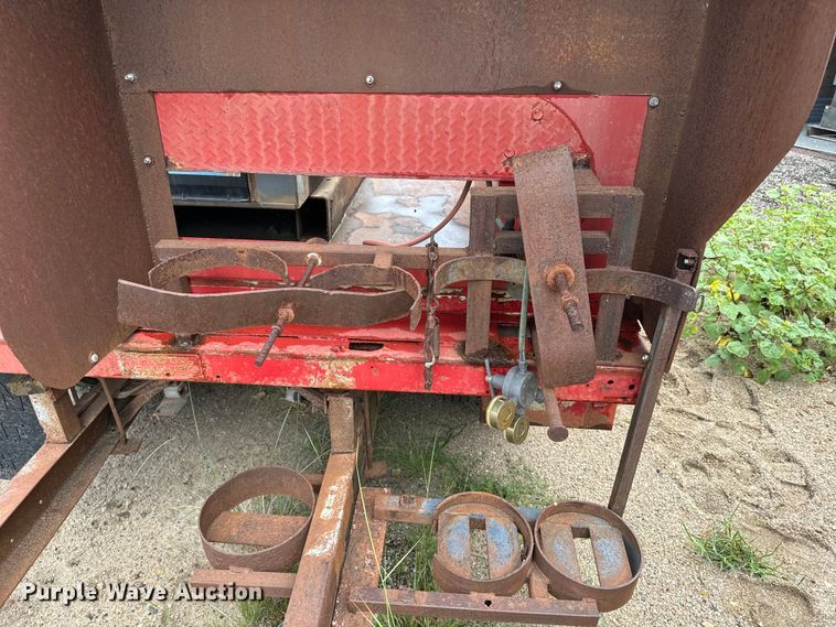 image for item EE7532 Shop built utility / service trailer