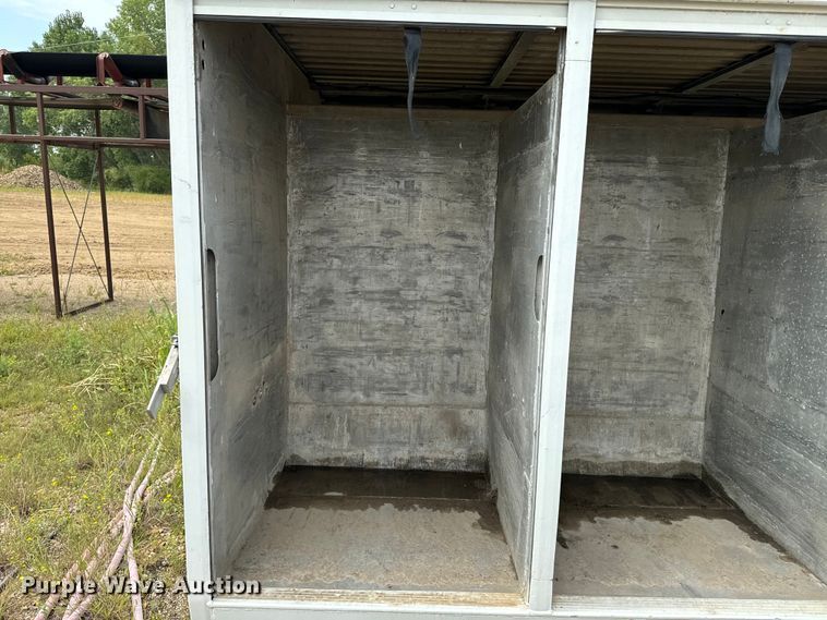 image for item EE7536 Hesse delivery truck bed