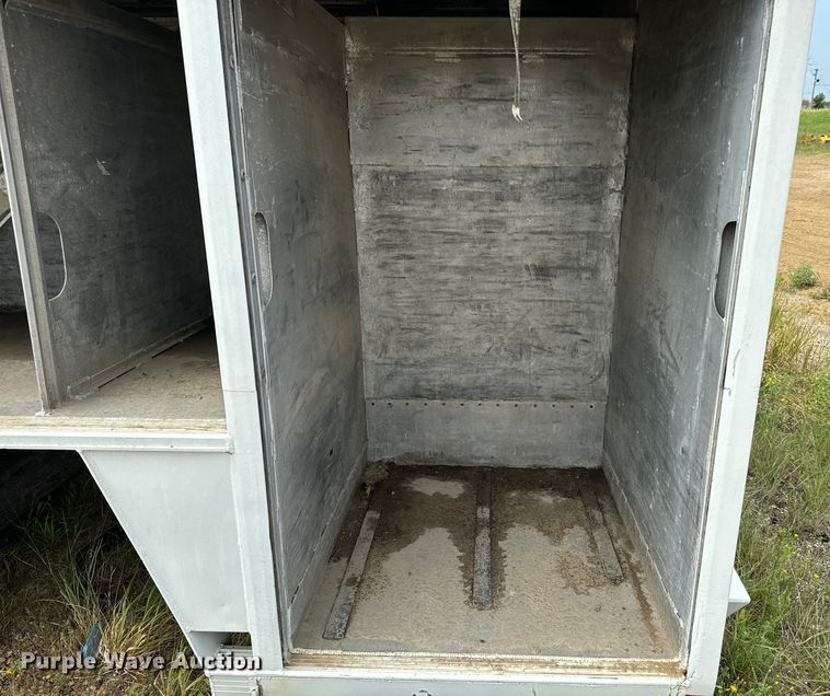 image for item EE7536 Hesse delivery truck bed