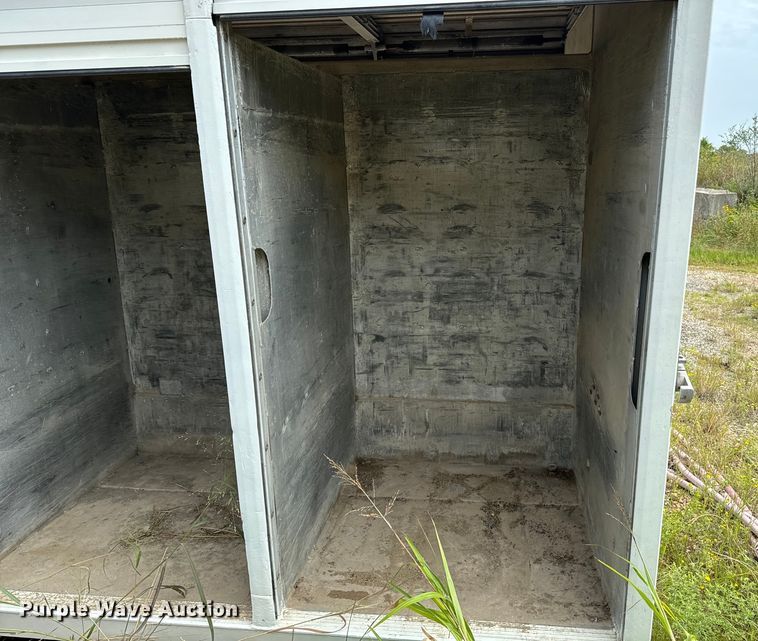 image for item EE7536 Hesse delivery truck bed