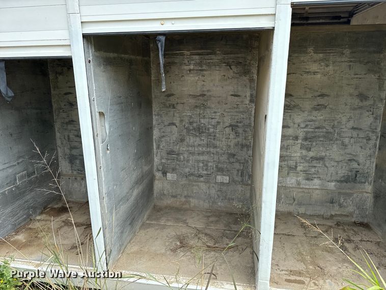 image for item EE7536 Hesse delivery truck bed