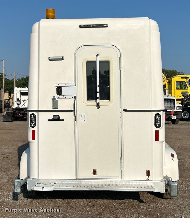 image for item EG0907 2012 T.A. Pelsue  Co. FLXCEN-001 fiber optic trailer