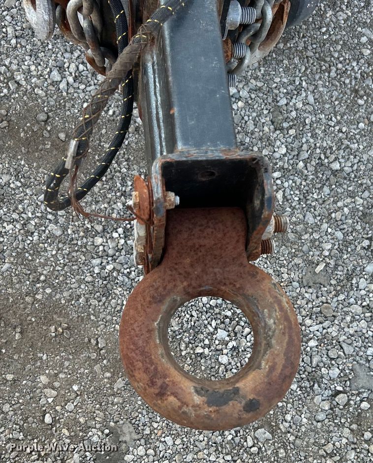 image for item EG0907 2012 T.A. Pelsue  Co. FLXCEN-001 fiber optic trailer