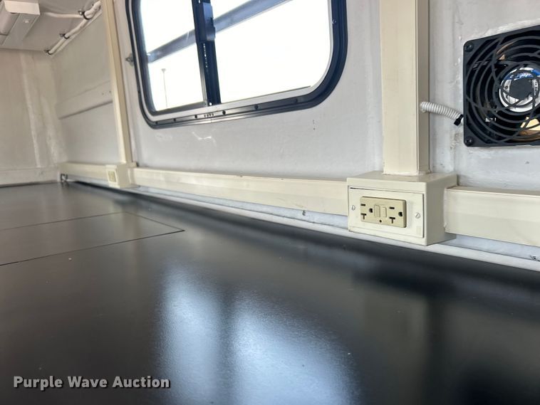 image for item EG0907 2012 T.A. Pelsue  Co. FLXCEN-001 fiber optic trailer