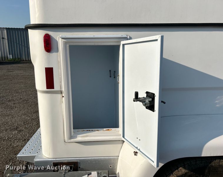 image for item EG0907 2012 T.A. Pelsue  Co. FLXCEN-001 fiber optic trailer