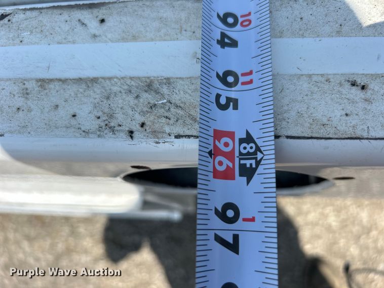 image for item EG0919 2008 Chevrolet  Silverado 3500HD flatbed pickup truck