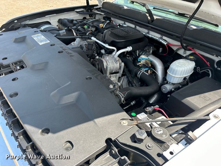 image for item EG0919 2008 Chevrolet  Silverado 3500HD flatbed pickup truck