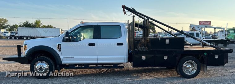 image for item EG0928 2019 Ford F550 Super Duty Crew Cab winch truck