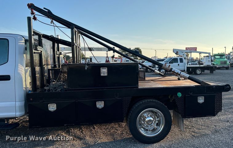 image for item EG0928 2019 Ford F550 Super Duty Crew Cab winch truck