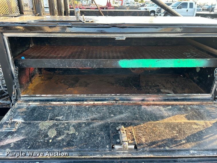 image for item EG0928 2019 Ford F550 Super Duty Crew Cab winch truck