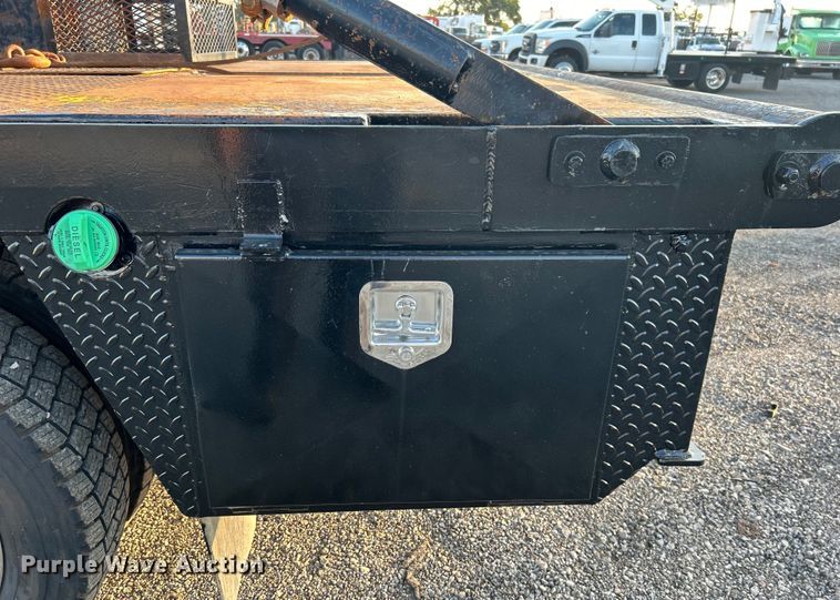 image for item EG0928 2019 Ford F550 Super Duty Crew Cab winch truck